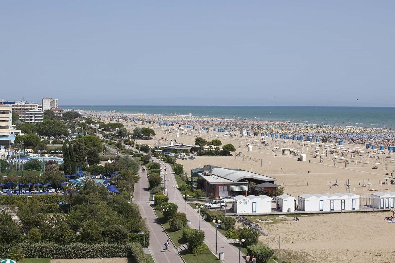 Isolabella - Appartamenti Bibione Eksteriør billede